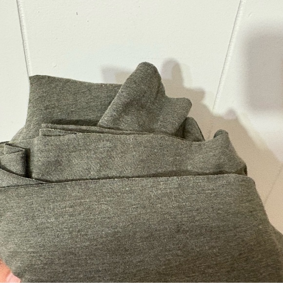 Natural Life Olive Green V-Neck Wide Leg Jumpsuit One Size - Picture 8 of 9